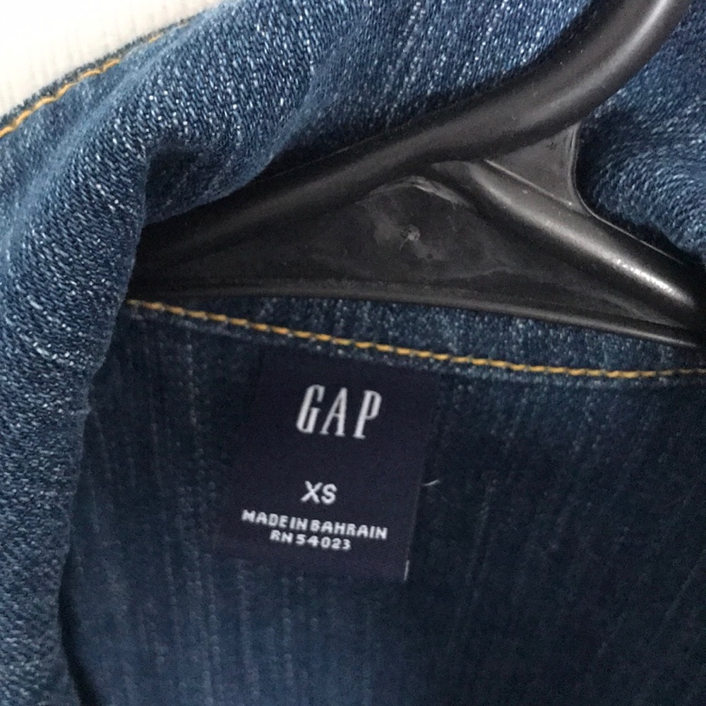 GAP denim jacket - Picture 3 of 4
